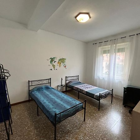 Appartamento Tra mare e arte Lido di Ostia Esterno foto