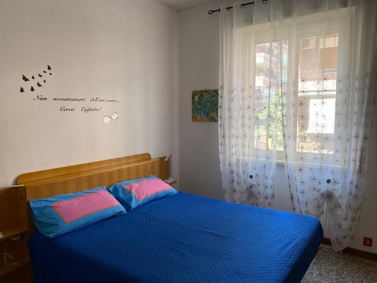 Appartamento Tra mare e arte Lido di Ostia Esterno foto